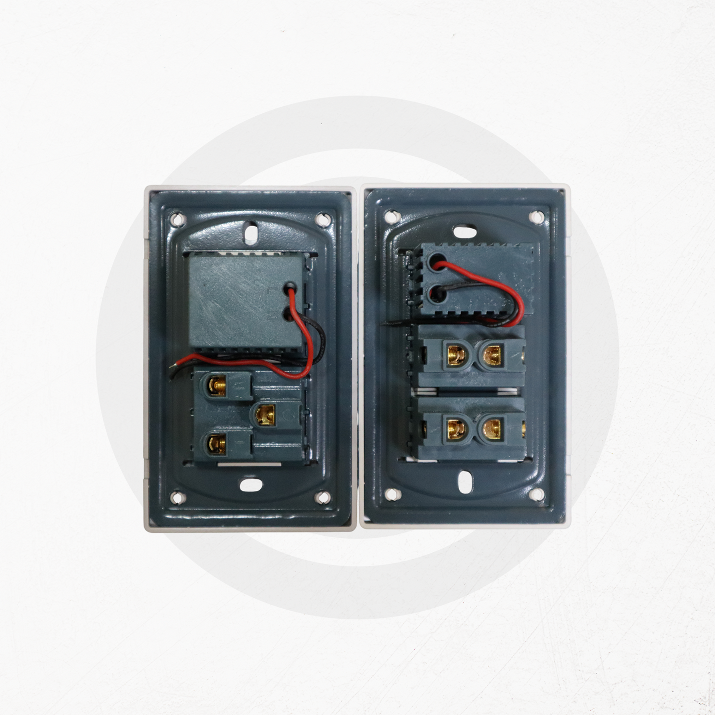 Wall Outlet - with USB Port - Gold